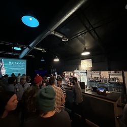 The Commonwealth Room - Bar area between sets