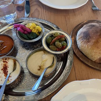 Dalida - Breaking Bread - Hummus, muhammara, smoked yogurt - Mediterranean Near Me - San Francisco, California Dalida - Breaking Bread - Hummus, muhammara, smoked yogurt - Mediterranean Near Me - San Francisco, California