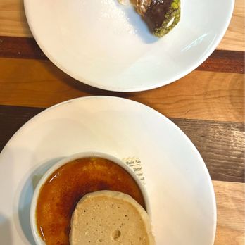 La Bottega - Huckleberry crème brûlée & Cannoli - Delis Near Me - Vancouver, Washington La Bottega - Huckleberry crème brûlée & Cannoli - Delis Near Me - Vancouver, Washington
