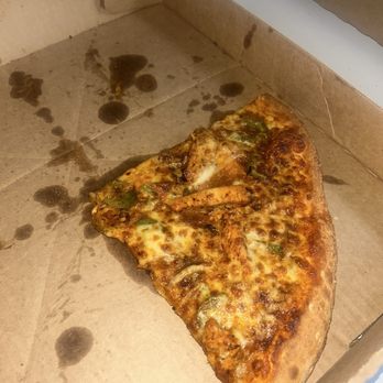 M&N's Pizza - Spicy Peri-Peri Chicken Pizza (Halal) - Indian Near Me - Bethesda, Maryland