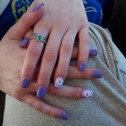 La Reve Nail Spa - My youngest daughter nails