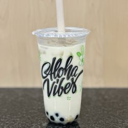 Lilikoi on Broadway - Jasmine Tea with Honey Boba