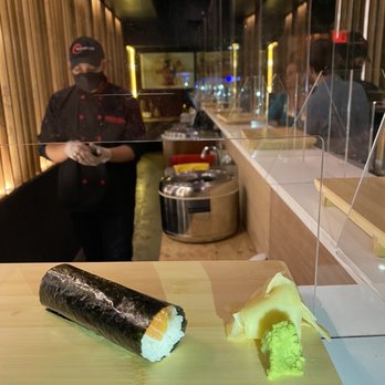 Temakase Hand Roll Bar - 2nd Ave - Salmon roll - Sushi Bars Near Me - New York, New York Temakase Hand Roll Bar - 2nd Ave - Salmon roll - Sushi Bars Near Me - New York, New York