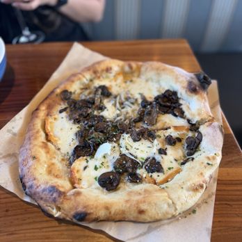 North Italia - Funghi Pizza - Pizza Near Me - Irvine, California North Italia - Funghi Pizza - Pizza Near Me - Irvine, California