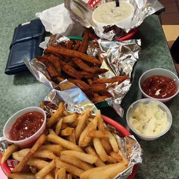 The Pizza Guyz - Pizza Near Me - Mashpee, Massachusetts