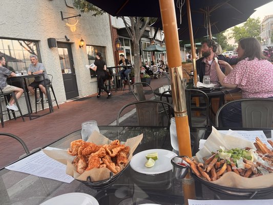 Tusk & Trotter American Brasserie Bentonville by null