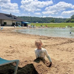 Jellystone Park™ Mammoth Cave. - Beach area