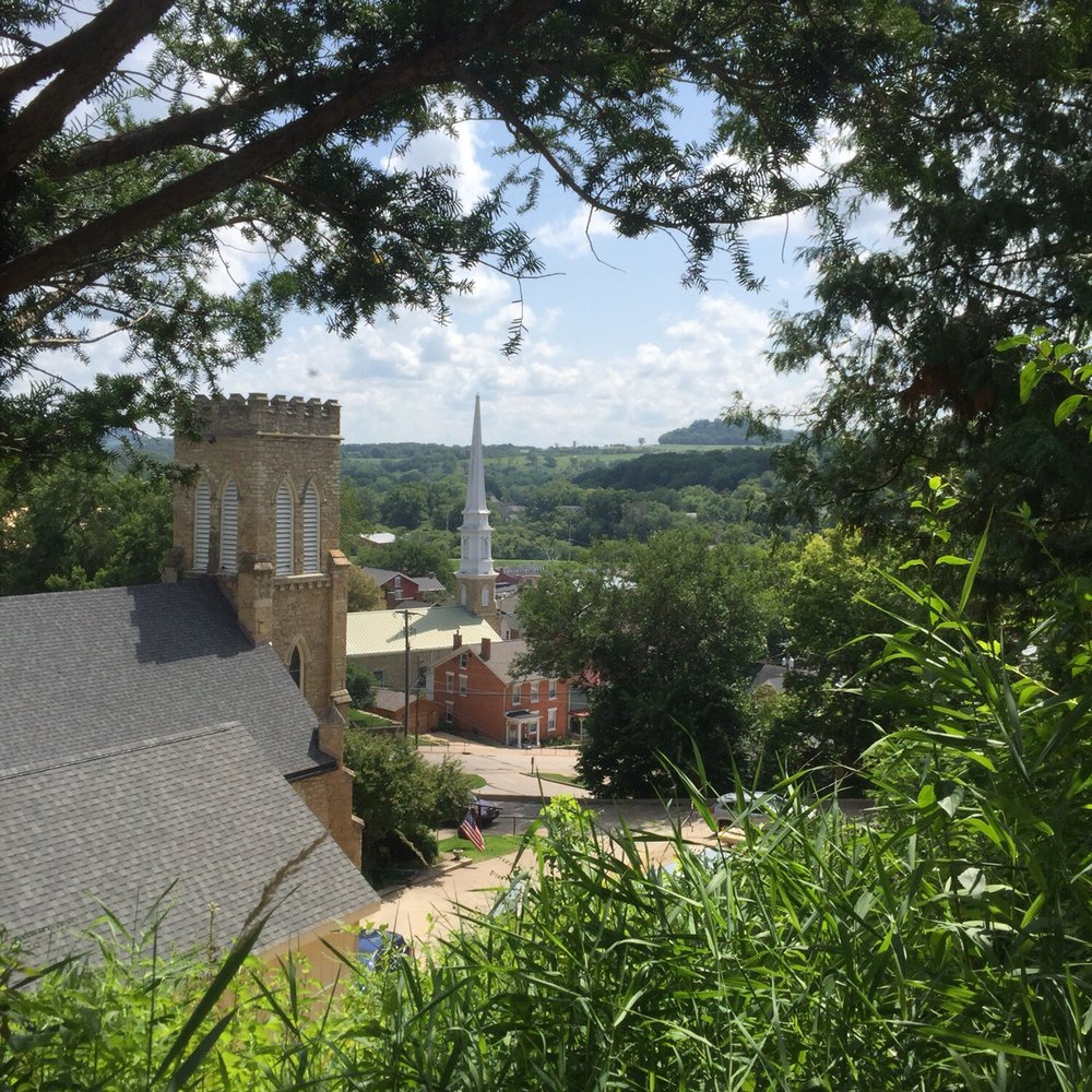Hellman Guest House - Hotels Near Me - Galena, Illinois Hellman Guest House - Hotels Near Me - Galena, Illinois