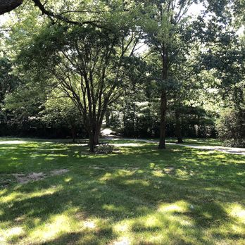 Brown Park - Open Area - Parks Near Me - Overland Park, Kansas Brown Park - Open Area - Parks Near Me - Overland Park, Kansas