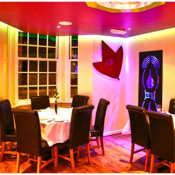 Mausams Indian & Thai Restaurant - Indian Near Me - Bedford, BDF Mausams Indian & Thai Restaurant - Indian Near Me - Bedford, BDF