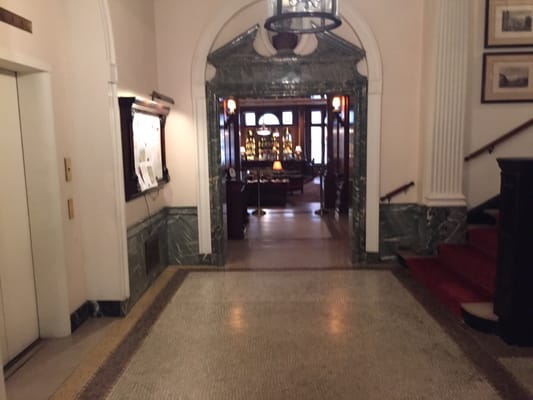 Down Town Association. by null