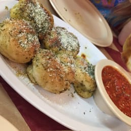 Yummy garlic knots