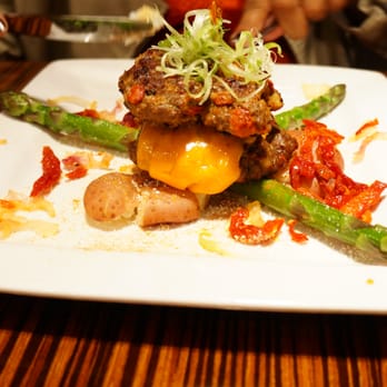 The Pickle Barrel - Sundried Tomato Burger - Coffee & Tea Near Me - Brampton, Ontario