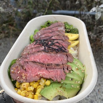 Debutea - Brooklyn - STEWED BEEF POKE BALL - Poke Near Me - Brooklyn, New York