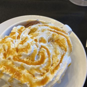 Musulyn's International Restaurant - Birthday peach cobbler - Soul Food Near Me - Covington, Georgia