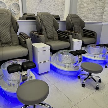 Picasso Nails & Spa - Nail Salons Near Me - Coconut Creek, Florida