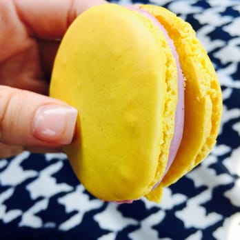 The Ruffled Cup - lemon blueberry macaron. - Desserts Near Me - Amarillo, Texas The Ruffled Cup - lemon blueberry macaron. - Desserts Near Me - Amarillo, Texas