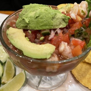 El Cuscatlan Restaurant - Ceviche mixto - Salvadoran Near Me - Hercules, California