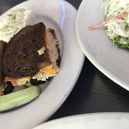 DELUXE TOWN DINER - Updated July 2025 - 319 Photos &amp; 816 Reviews - 627 ...