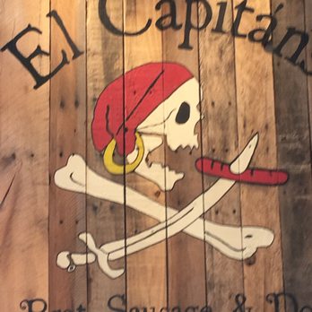 El Capitan's - Condiment bar - Hot Dogs Near Me - Bellingham, Washington
