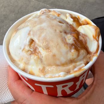 Salt & Straw - caramel - Ice Cream & Frozen Yogurt Near Me - Las Vegas, Nevada Salt & Straw - caramel - Ice Cream & Frozen Yogurt Near Me - Las Vegas, Nevada