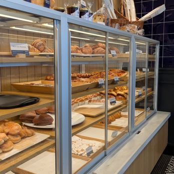 Paris Baguette - Bakeries Near Me - Overland Park, Kansas Paris Baguette - Bakeries Near Me - Overland Park, Kansas