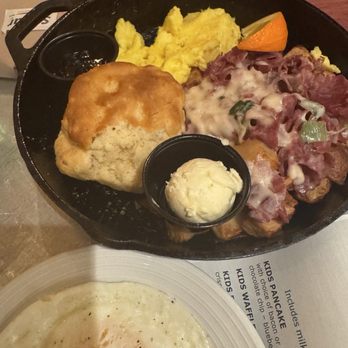 Hash House A Go Go - Breakfast, corned beef, potatoes, biscuits - New American Near Me - Las Vegas, Nevada Hash House A Go Go - Breakfast, corned beef, potatoes, biscuits - New American Near Me - Las Vegas, Nevada