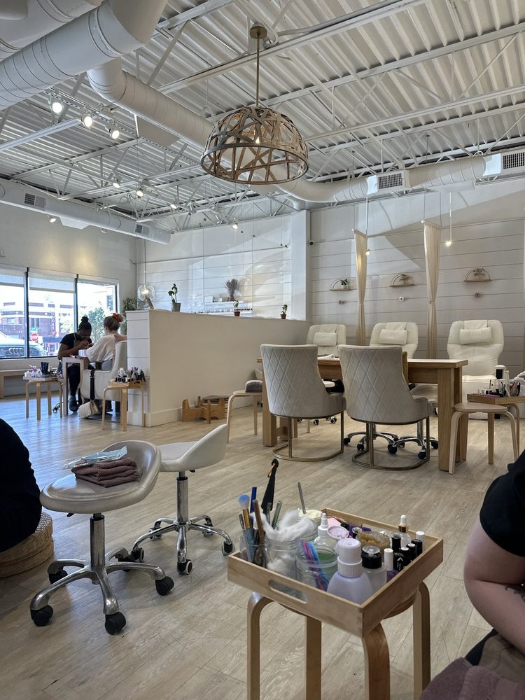 Sweet Mia Natural Nail Spa