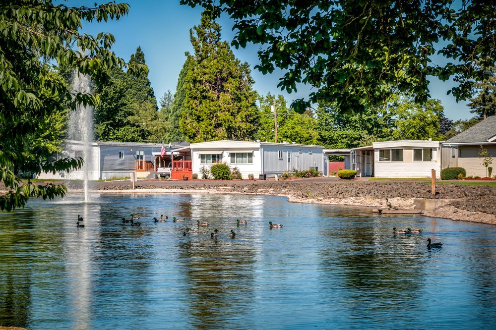 ROYAL MOBILE ESTATES Updated September 2024 20 Photos 4652 Avens