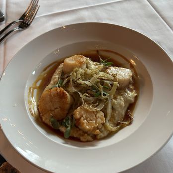 Rare Steakhouse - Seared Jumbo Scallops - Seafood Near Me - Milwaukee, Wisconsin