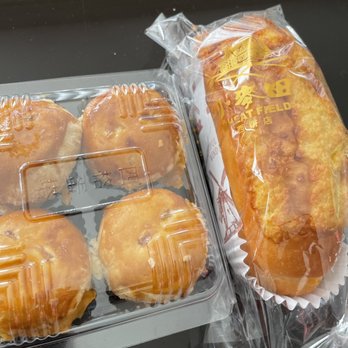 Fancy Wheatfield Bakery - Winter Melon Pastries and Coconut Custard Bun 11/29/22 - Bakeries Near Me - San Francisco, California
