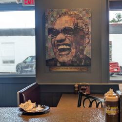 Ted's Bar-B-Q - Art in the dining room.