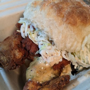 Roost Chicken & Biscuits - Fried chicken sammie - Southern Near Me - Chicago, Illinois Roost Chicken & Biscuits - Fried chicken sammie - Southern Near Me - Chicago, Illinois