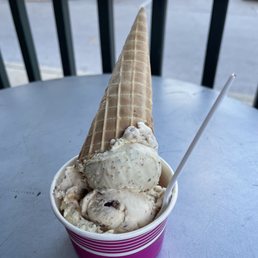 Jupiter's two-scoops Jupiter's two-scoops