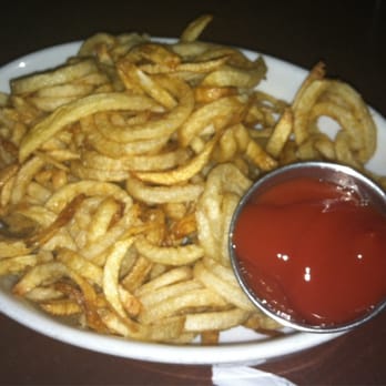 Gossip Bar & Restaurant - Irish Pub Near Me - New York, New York