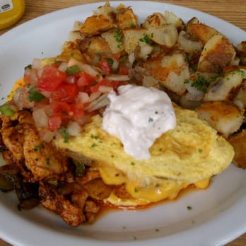 1800 Cafe - Fajita omelette with house potatoes - American Near Me - Concord, California 1800 Cafe - Fajita omelette with house potatoes - American Near Me - Concord, California