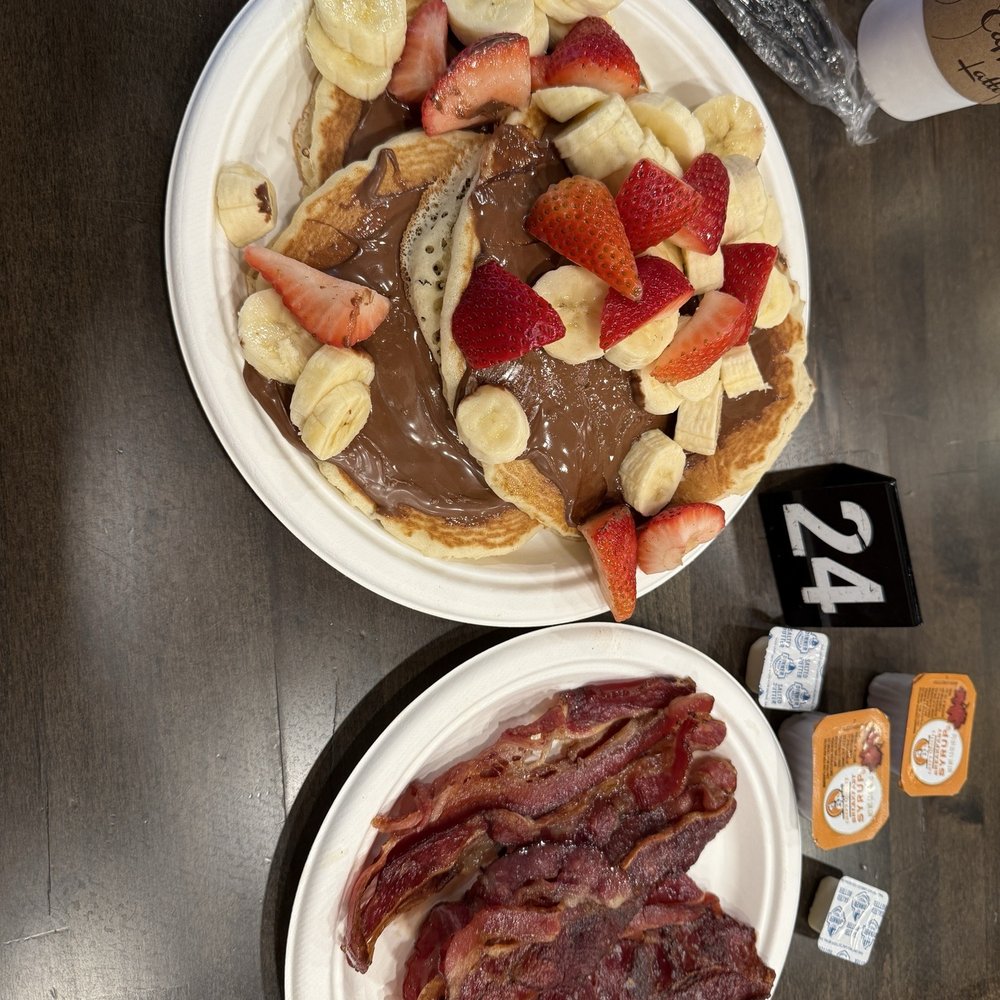 Pancake with Fruit Pancake with Fruit