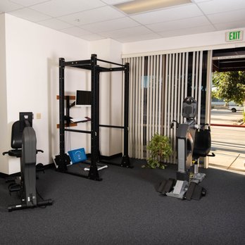 Ramona Physical Therapy - High Tech Humac Balance Board with digital software for treatment analysis and consultation. - Physical Therapy Near Me - Ramona, California