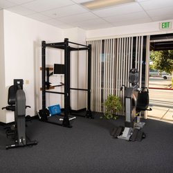 Ramona Physical Therapy - High Tech Humac Balance Board with digital software for treatment analysis and consultation.