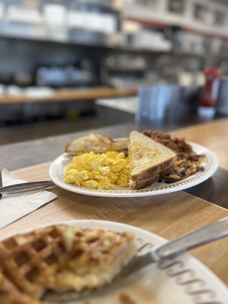 WAFFLE HOUSE Updated August 2024 37 Photos & 42 Reviews 816