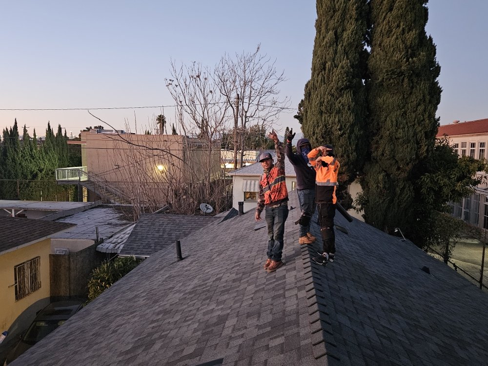 Slide of Jorges Roofing & Construction