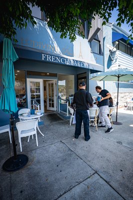 Ludivine Paris Bakery by null