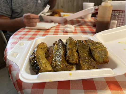 Sweatman's Barbeque by null