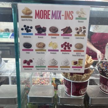 Cold Stone Creamery - Custom Cakes Near Me - Leander, Texas