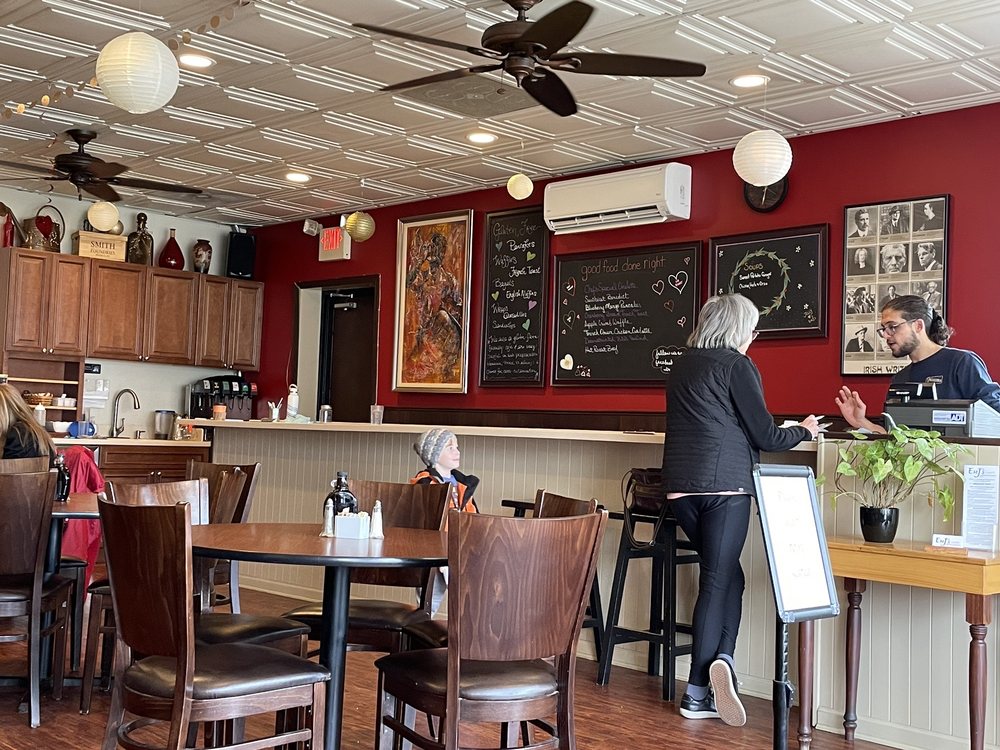 Em J's Cafe