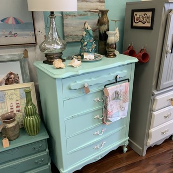 Unique And Chic - Coastal French Provincial Aqua 5 Drawer Dresser! - Antiques Near Me - Sarasota, Florida