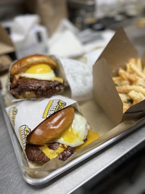 Bae's Burgers by null