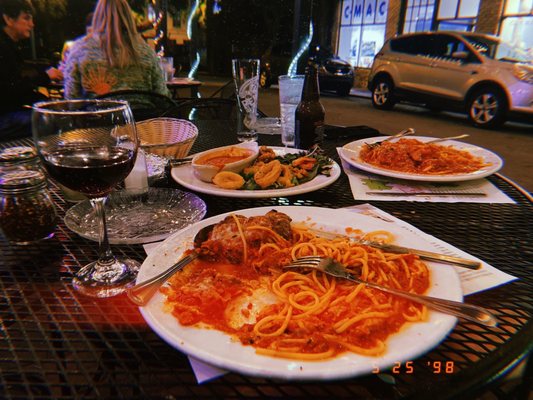 Vic's Italian Restaurant & Pizzeria by null
