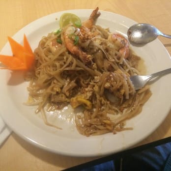 Corner Thai Cafe - Thai Near Me - Westerly, Rhode Island