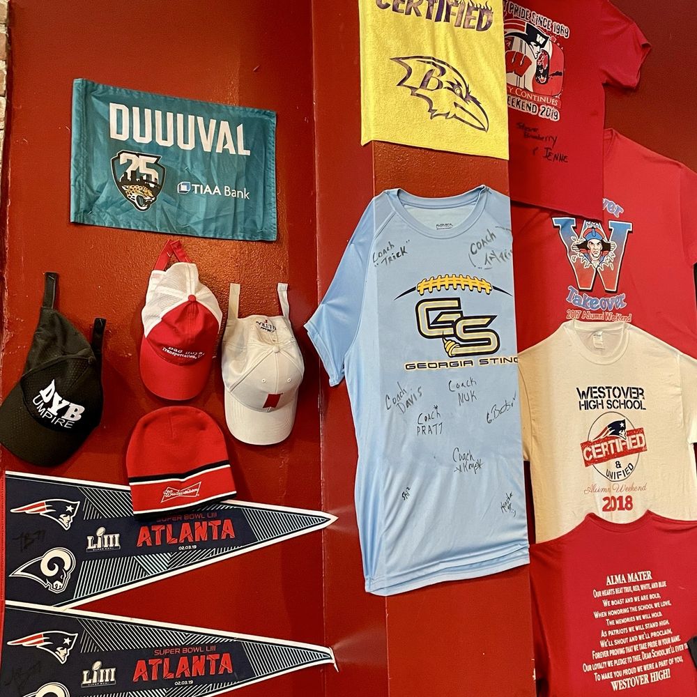 The Grille House - NFL Wall Street - Lounges Near Me - Albany, Georgia The Grille House - NFL Wall Street - Lounges Near Me - Albany, Georgia